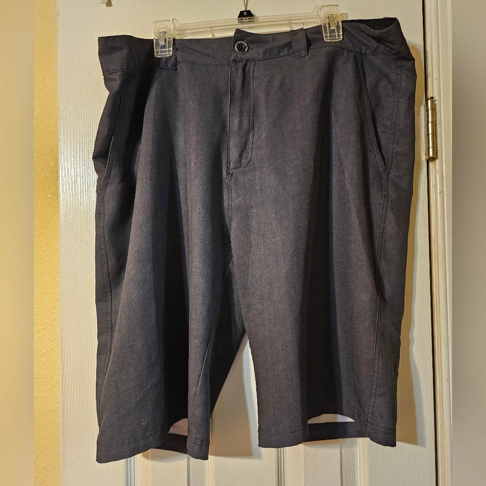BKE Black and Gray Slim Fit Shorts